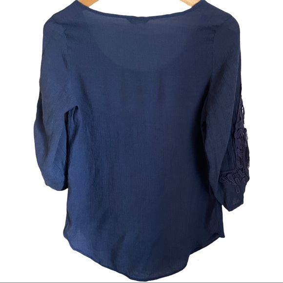 Unique Spectrum 3/4 Sleeves Boat Neckline Navy Blue Top size S/M - Picture 2 of 9